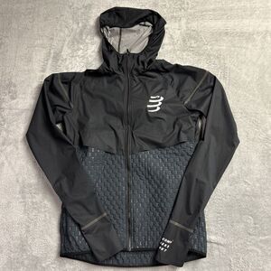 Mens Compressport Winter Insulated 10/10 Jacket Black Sz. Medium Running Active